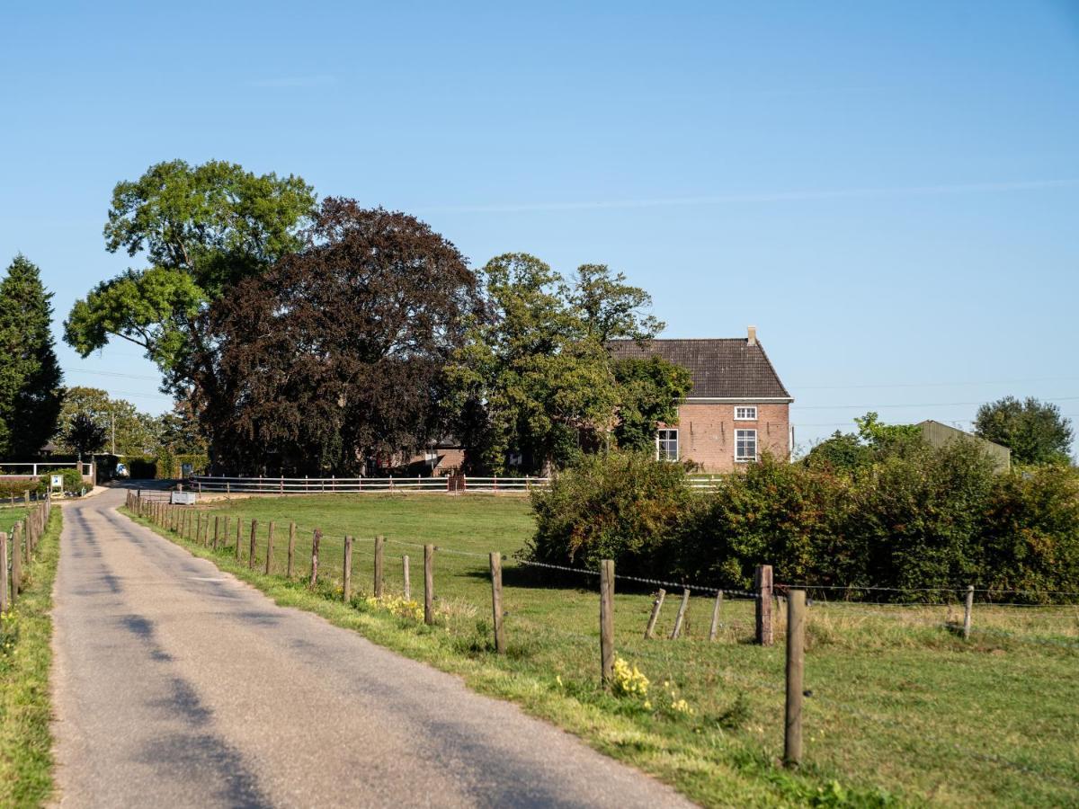 לינה וארוחת בוקר Doornenburg De Raayhof מראה חיצוני תמונה
