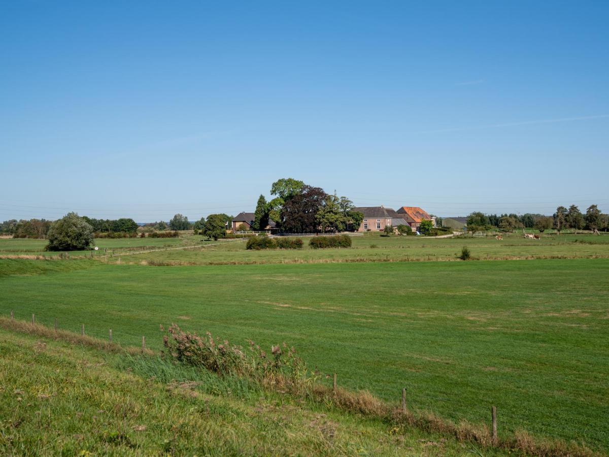 לינה וארוחת בוקר Doornenburg De Raayhof מראה חיצוני תמונה